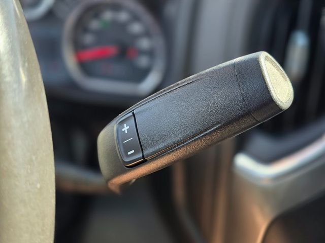 2019 Chevrolet Silverado 1500 4WD Crew Cab 147" RST - 22981153 - 35