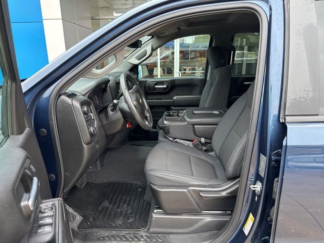 2019 Chevrolet Silverado 1500 4WD Crew Cab 157" Custom - 23024563 - 7