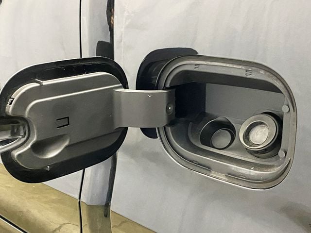 2019 Chevrolet Silverado 1500 4WD Crew Cab 157" LT - 22959522 - 16