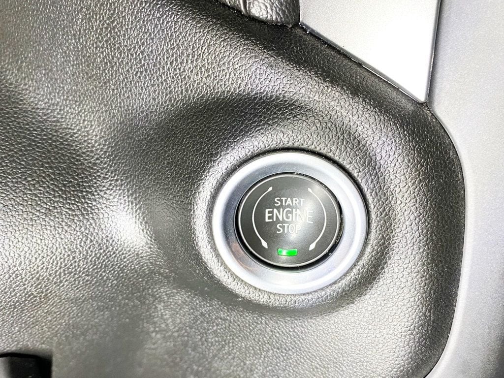 2019 Chevrolet Silverado 1500 4WD Crew Cab 157" LT - 22959522 - 31