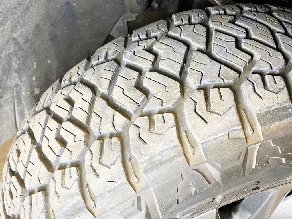 2019 Chevrolet Silverado 1500 4WD Crew Cab 157" LT - 22959522 - 60