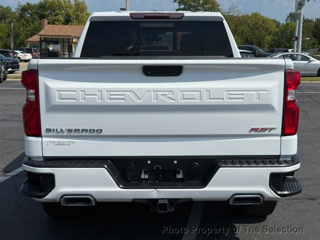 2019 Chevrolet Silverado 1500 RST photo 11