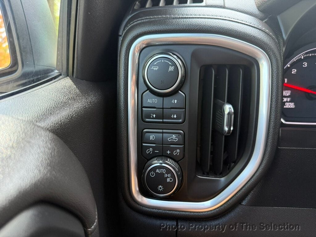 2019 Chevrolet Silverado 1500 RST photo 31
