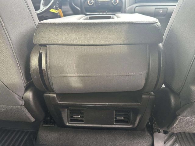2019 Chevrolet Silverado 1500 4WD Double Cab 147" Custom - 23032553 - 21