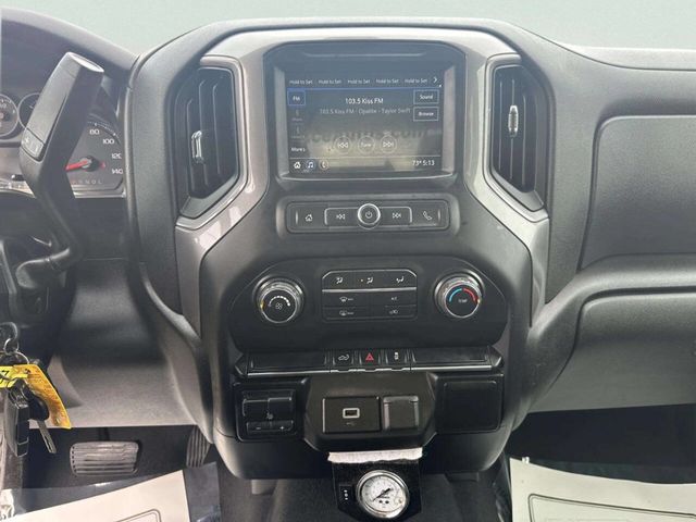 2019 Chevrolet Silverado 1500 4WD Double Cab 147" Custom - 23032553 - 27