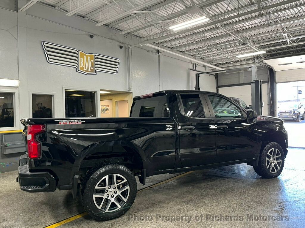 2019 Chevrolet Silverado 1500 Custom Trail Boss photo 2