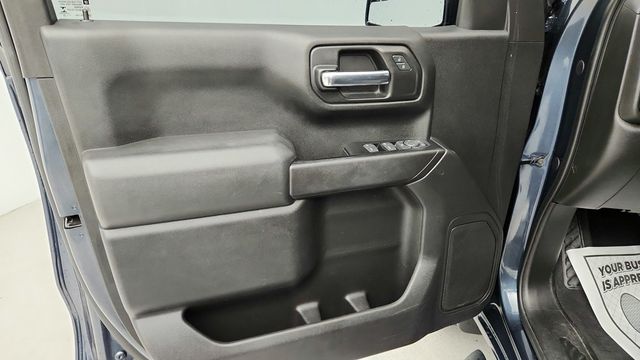 2019 Chevrolet Silverado 1500 4WD Double Cab 147'' Custom Trail Boss w/ 5.7L V8 & Convenience - 22943296 - 9