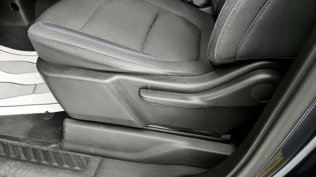 2019 Chevrolet Silverado 1500 4WD Double Cab 147'' Custom Trail Boss w/ 5.7L V8 & Convenience - 22943296 - 10