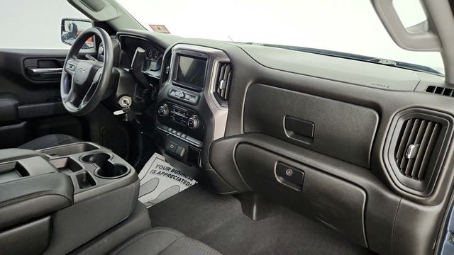 2019 Chevrolet Silverado 1500 4WD Double Cab 147'' Custom Trail Boss w/ 5.7L V8 & Convenience - 22943296 - 24