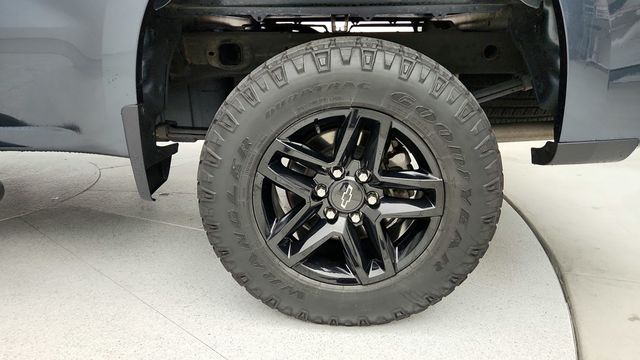 2019 Chevrolet Silverado 1500 4WD Double Cab 147'' Custom Trail Boss w/ 5.7L V8 & Convenience - 22943296 - 8