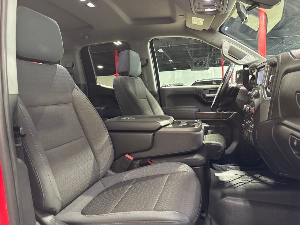 2019 Chevrolet Silverado 1500 4WD Double Cab 147" LT - 23068426 - 33