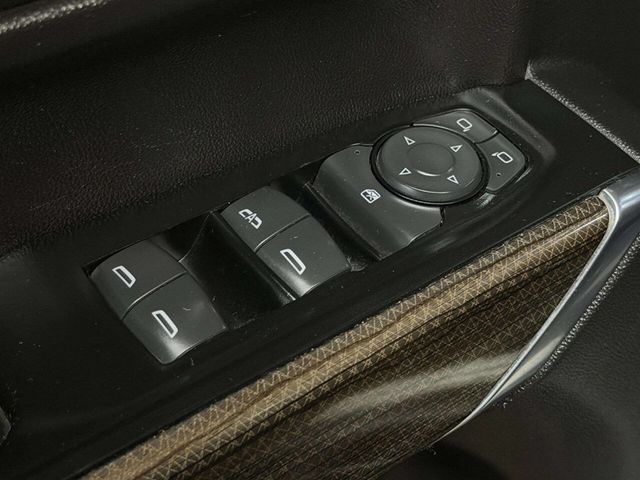 2019 Chevrolet Silverado 1500 4WD Double Cab 147" RST - 22972975 - 13