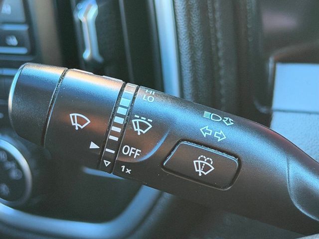 2019 Chevrolet Silverado 1500 4WD Double Cab 147" RST - 22972975 - 32