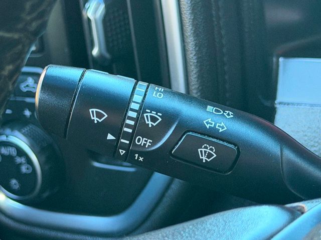 2019 Chevrolet Silverado 1500 4WD Double Cab 147" RST - 22972975 - 36