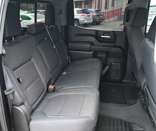 2019 Chevrolet Silverado 1500 4x4 Crew Cab LT - 23051983 - 18