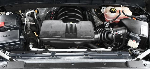 2019 Chevrolet Silverado 1500 4x4 Double Cab RST  - 23047124 - 18