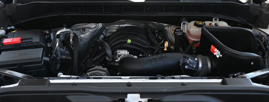 Chevrolet Silverado photo 17