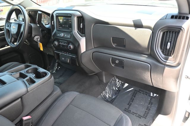 2019 Chevrolet Silverado 1500 Crew Cab Custom - 23040295 - 8