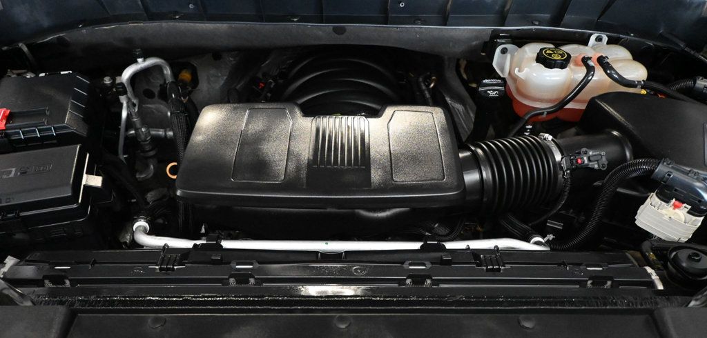 Chevrolet Silverado photo 13