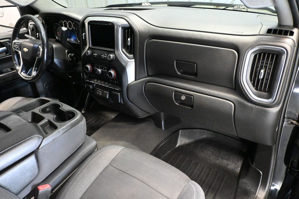 Chevrolet Silverado photo 8