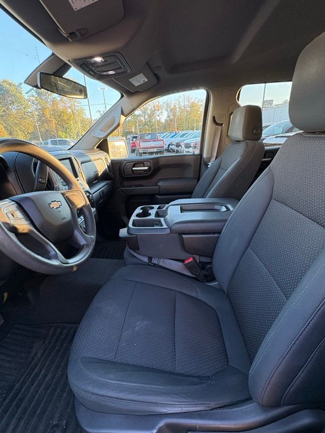 2019 Chevrolet Silverado 1500 Custom - 22934453 - 12
