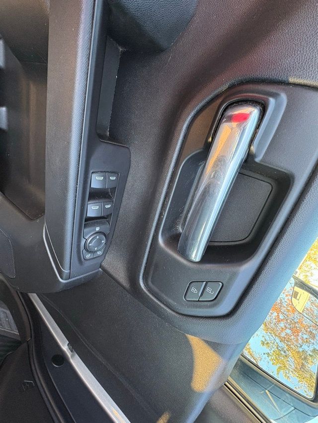 2019 Chevrolet Silverado 1500 Custom - 22934453 - 8