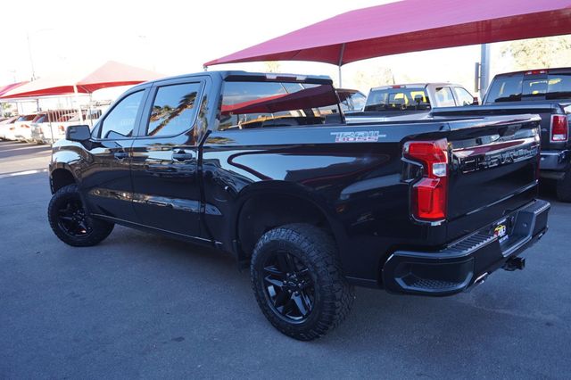 2019 Chevrolet Silverado 1500 CUSTOM TRAIL BOSS, 4X4, PREMIUM WHEELS, BACKUP CAMERA, TOW PKG - 23094311 - 3