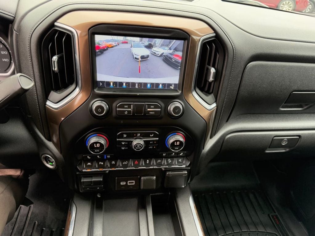 2019 Chevrolet Silverado 1500 High Country - 22688580 - 24