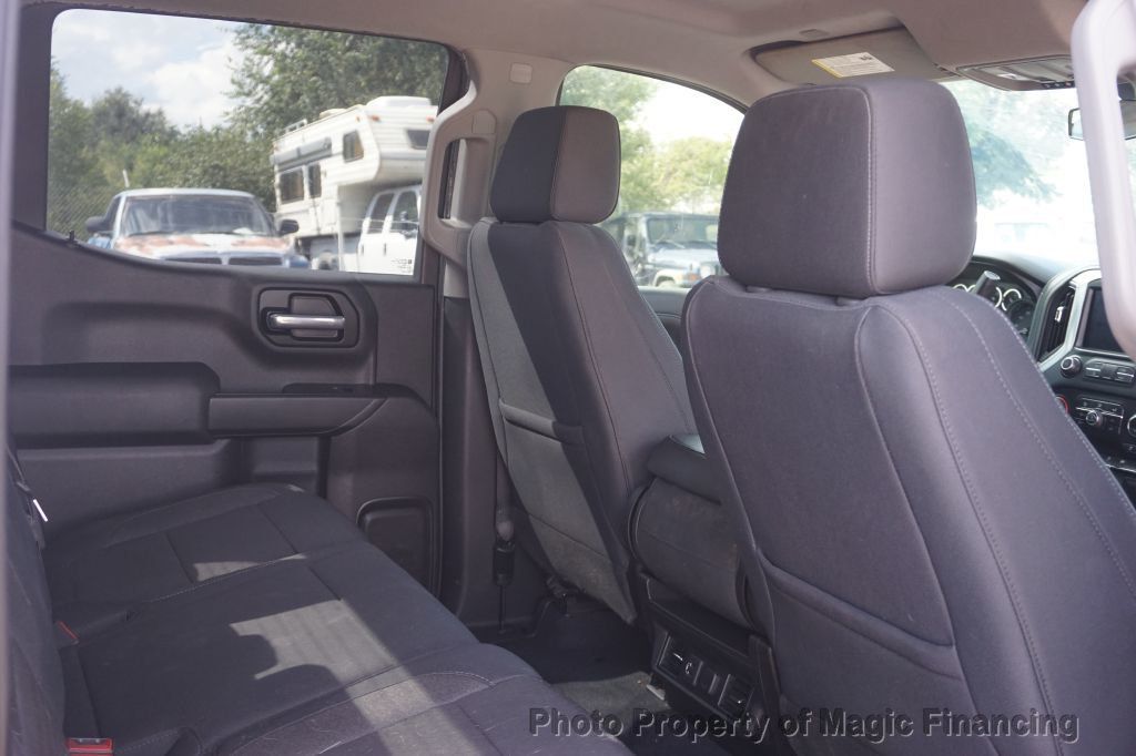 2019 Chevrolet Silverado 1500 LT - 22943238 - 4