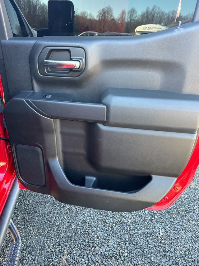 2019 Chevrolet Silverado 1500 LT - 22987326 - 16