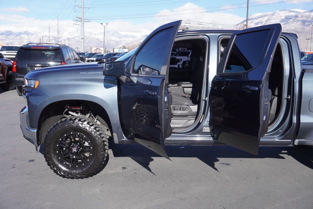 2019 Chevrolet Silverado 1500 LT - 22969960 - 23