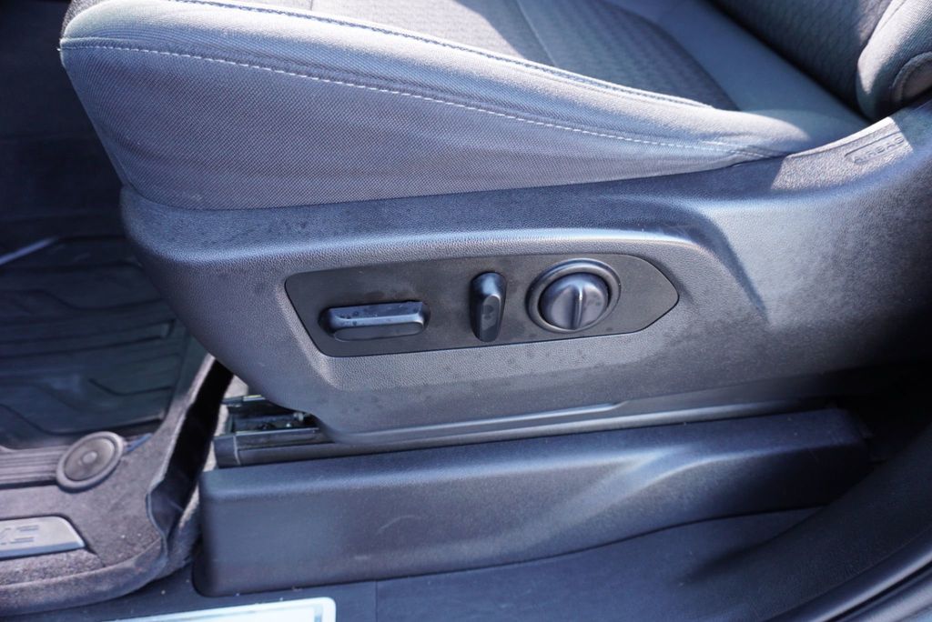 2019 Chevrolet Silverado 1500 LT - 22969960 - 27