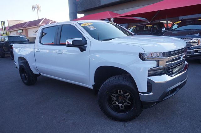 2019 Chevrolet Silverado 1500 LT, 4X4, 4 CYLINDER ENGINE, PREMIUM WHEELS, ALL TERRAIN TIRES - 23020574 - 1