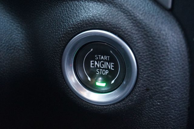 2019 Chevrolet Silverado 1500 LT, 4X4, 4 CYLINDER ENGINE, PREMIUM WHEELS, ALL TERRAIN TIRES - 23020574 - 25