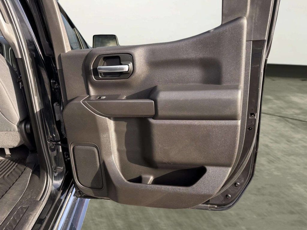 2019 Chevrolet Silverado 1500 LT 4x4 4dr Crew Cab 5.8 ft. SB - 22966028 - 14