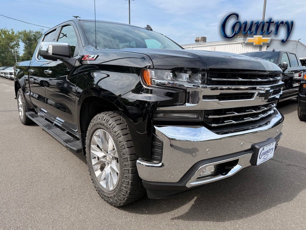 2019 Chevrolet Silverado 1500 LTZ - 23052330 - 0