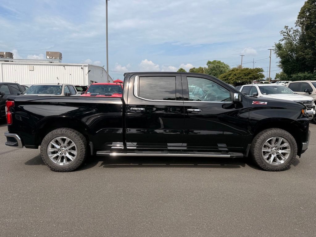 2019 Chevrolet Silverado 1500 LTZ - 23052330 - 11