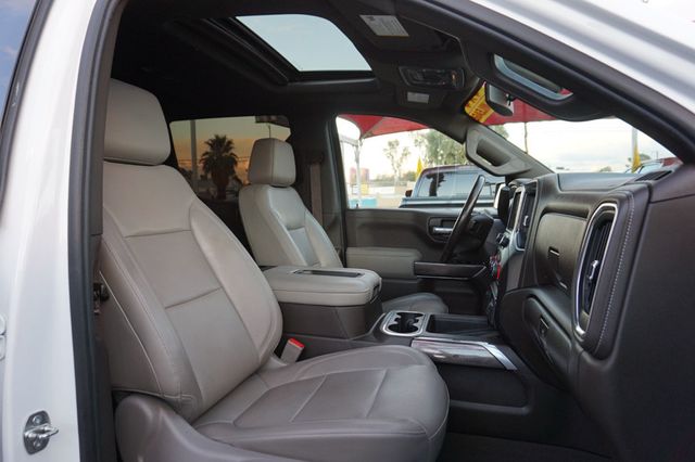 2019 Chevrolet Silverado 1500 LTZ, 4WD, 6.2 V8, MOON ROOF, NAVIGATION, BACKUP CAEMRA,LOW MILES - 22948870 - 10