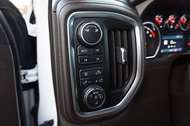 2019 Chevrolet Silverado 1500 LTZ, 4WD, 6.2 V8, MOON ROOF, NAVIGATION, BACKUP CAEMRA,LOW MILES - 22948870 - 18