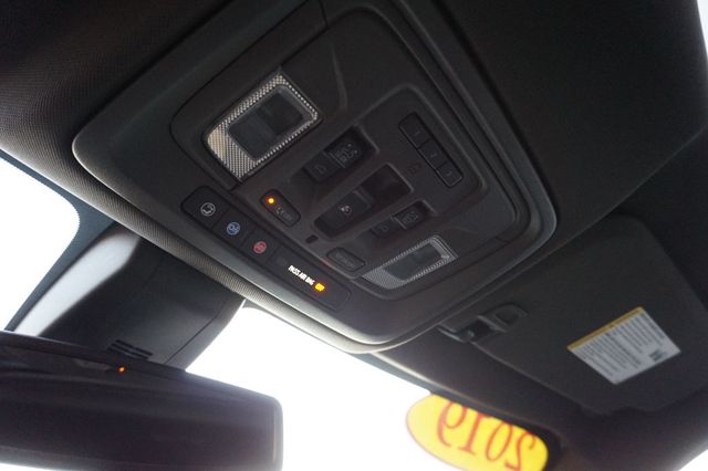 2019 Chevrolet Silverado 1500 LTZ, 4WD, 6.2 V8, MOON ROOF, NAVIGATION, BACKUP CAEMRA,LOW MILES - 22948870 - 23