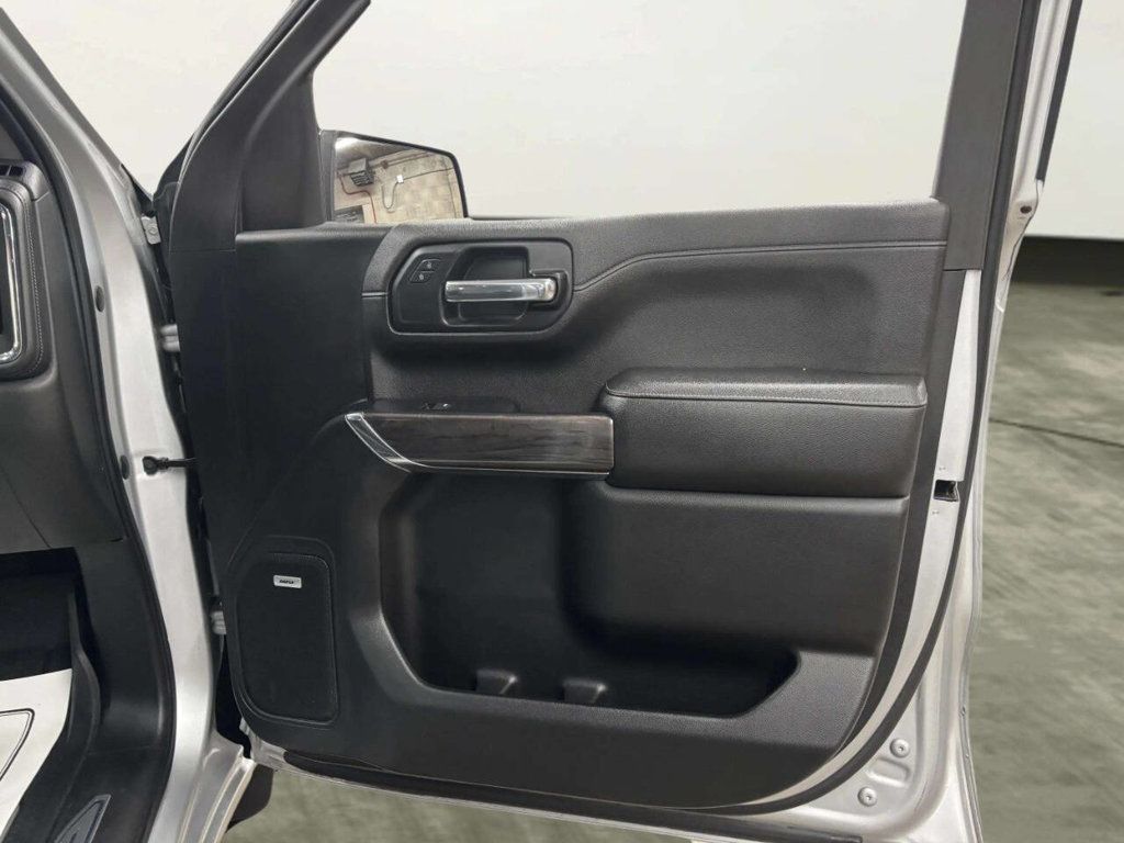 2019 Chevrolet Silverado 1500 LTZ 4x4 4dr Crew Cab 5.8 ft. SB - 22995508 - 26