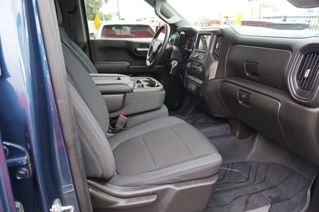 2019 Chevrolet Silverado 1500 ONE OWNER, 4WD, Z71 OFF ROAD PKG, PREMIUM WHEELS, BACKUP CAMERA - 22964585 - 29