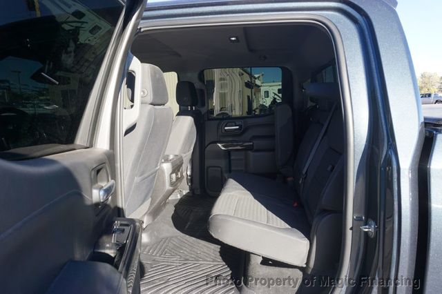 2019 Chevrolet Silverado 1500 RST - 22933356 - 4