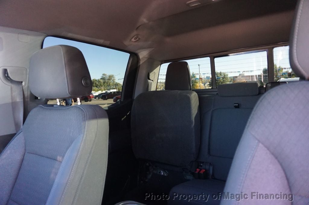 2019 Chevrolet Silverado 1500 RST - 22933356 - 5