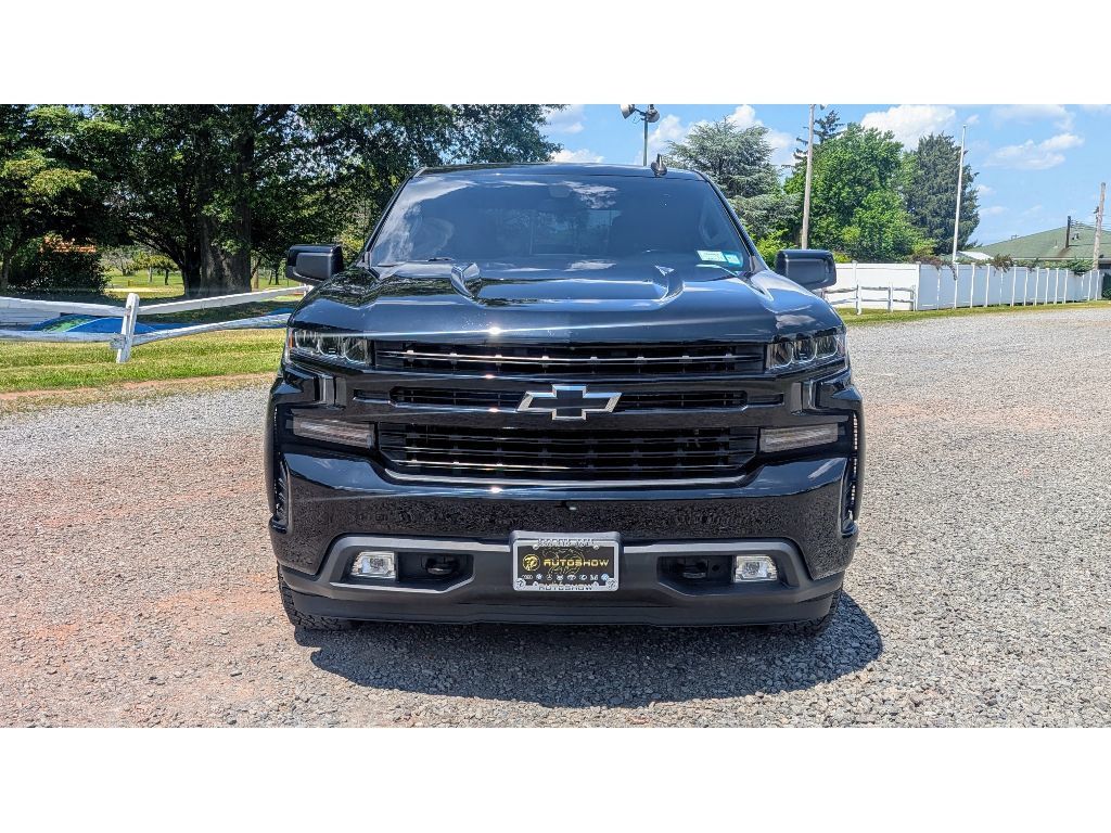 2019 Chevrolet Silverado 1500 RST photo 2