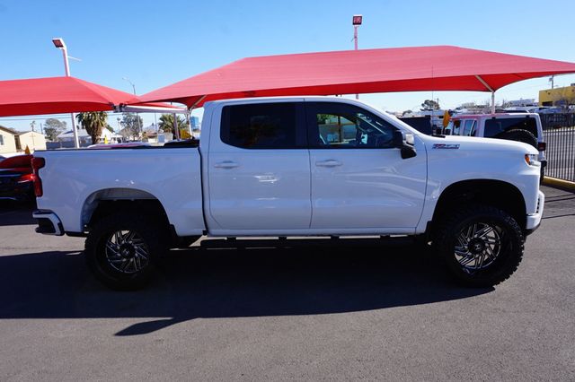 2019 Chevrolet Silverado 1500 RST, Z71, LIFTED, PREMIUM WHEELS, ALL TERRAIN TIRES, CLOTH SEATS - 22970420 - 4