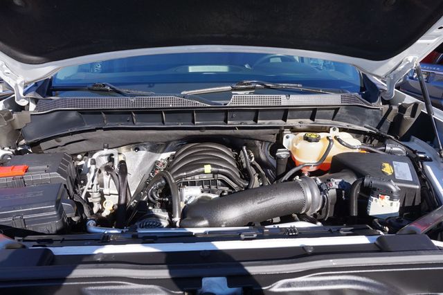 2019 Chevrolet Silverado 1500 RST, Z71, LIFTED, PREMIUM WHEELS, ALL TERRAIN TIRES, CLOTH SEATS - 22970420 - 8