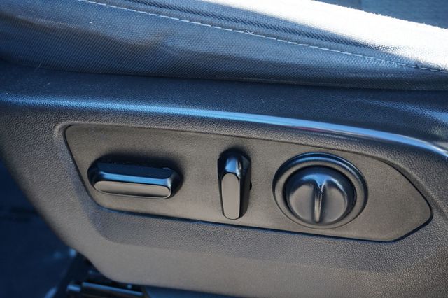 2019 Chevrolet Silverado 1500 RST, Z71, PREMIUM WHEELS, ALL TERRAIN TIRES, CLOTH SEATS - 22970420 - 21