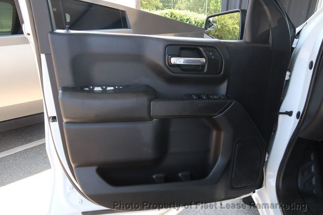 2019 Chevrolet Silverado 1500 Silverado 1500 4WD Crew Cab  - 23041444 - 12