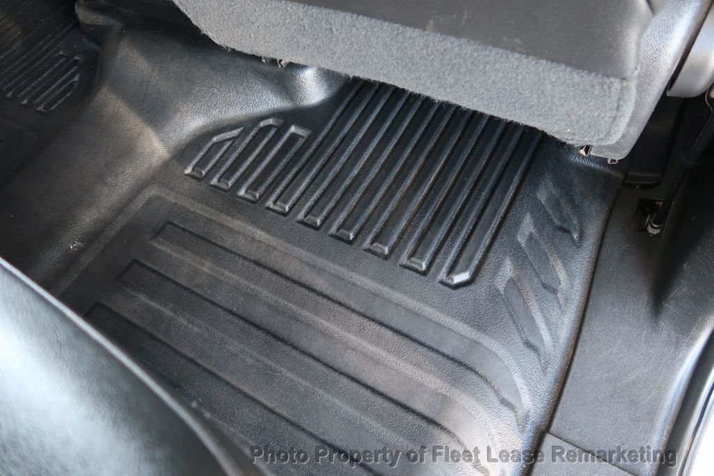 2019 Chevrolet Silverado 1500 Silverado 1500 4WD Crew Cab  - 23041444 - 19